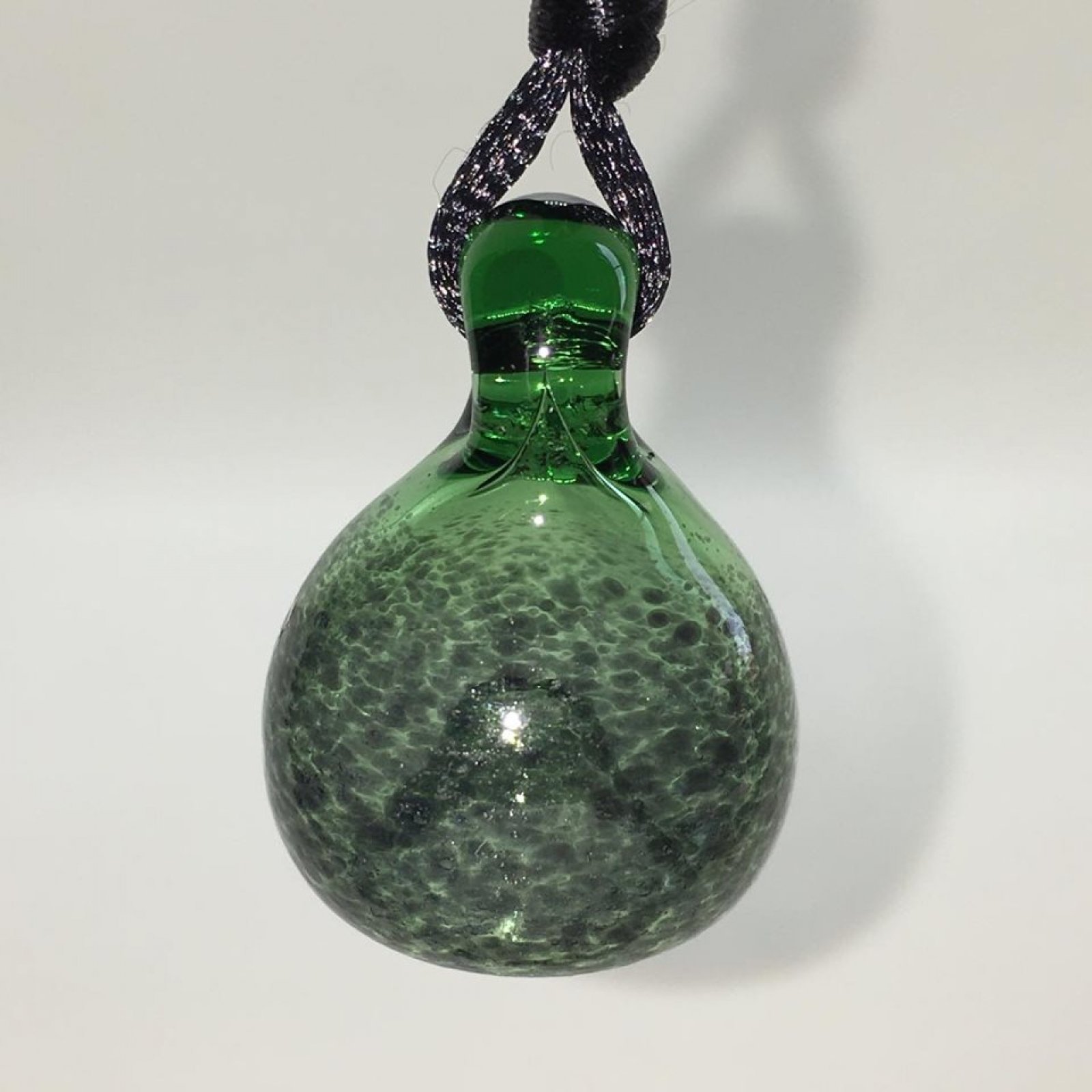 Green & Black Essential Oil diffuser Pendant