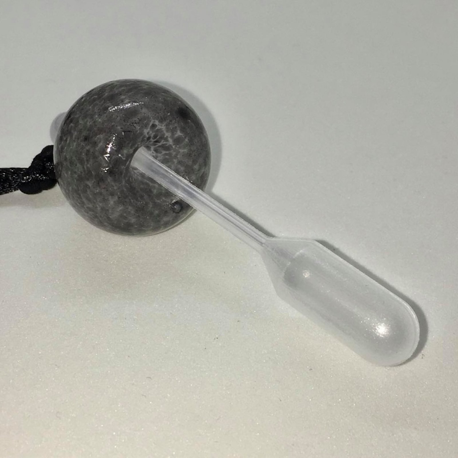 Black & White Essential Oil diffuser Pendant